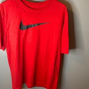 New Nike dri-fit tee shirt